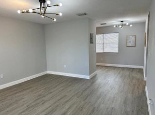 Photo of Listing #B26006709