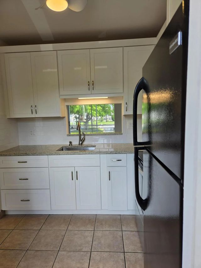 5 of 31 - 3400 Nw 48th Avenue #512, Lauderdale Lakes, FL