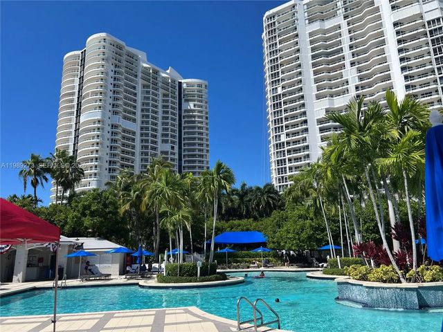 3 of 47 - 21050 Point Place #702, Aventura, FL