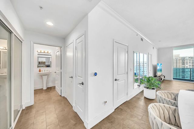 5 of 45 - 1945 S Ocean Drive #1803, Hallandale Beach, FL