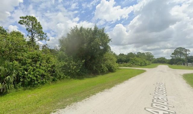 3 of 7 - 869 Appaloosa Avenue, Clewiston, FL