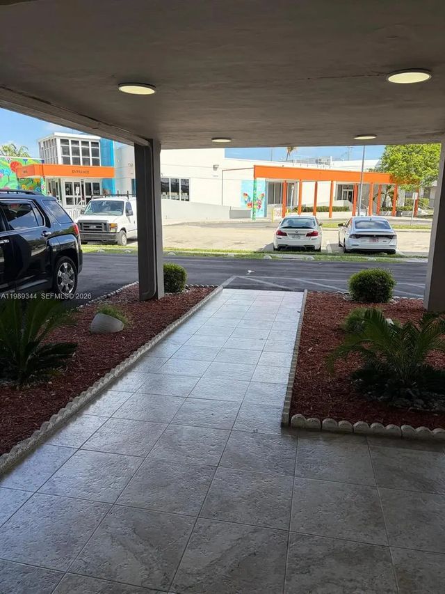 5 of 26 - 16410 Miami Drive #504, North Miami Beach, FL