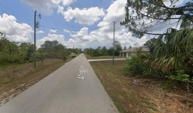 2 of 4 - 3209 41st Street W, Lehigh Acres, FL