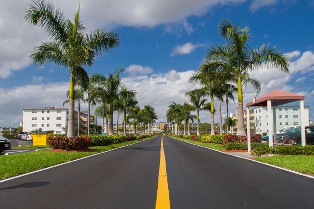 2061 Wolverton, Boca Raton
