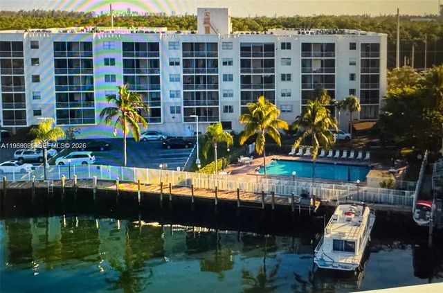 2821 N Miami Beach Boulevard #2k, North Miami Beach