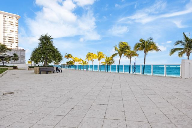 4 of 36 - 1360 S Ocean Boulevard #403, Pompano Beach, FL