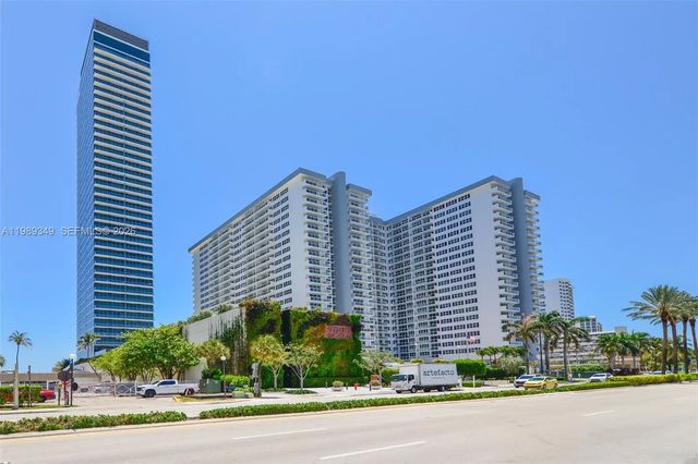 4 of 4 - 2030 S Ocean Drive #1816, Hallandale Beach, FL