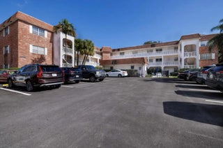 Photo of Listing #B26006945