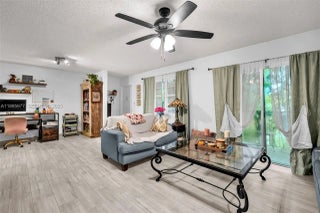 Photo of Listing #B26007631