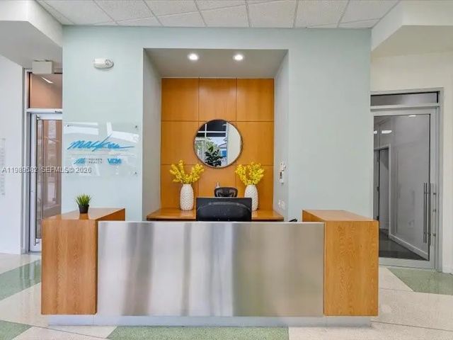 2 of 48 - 2404 Hollywood Boulevard, Hollywood, FL