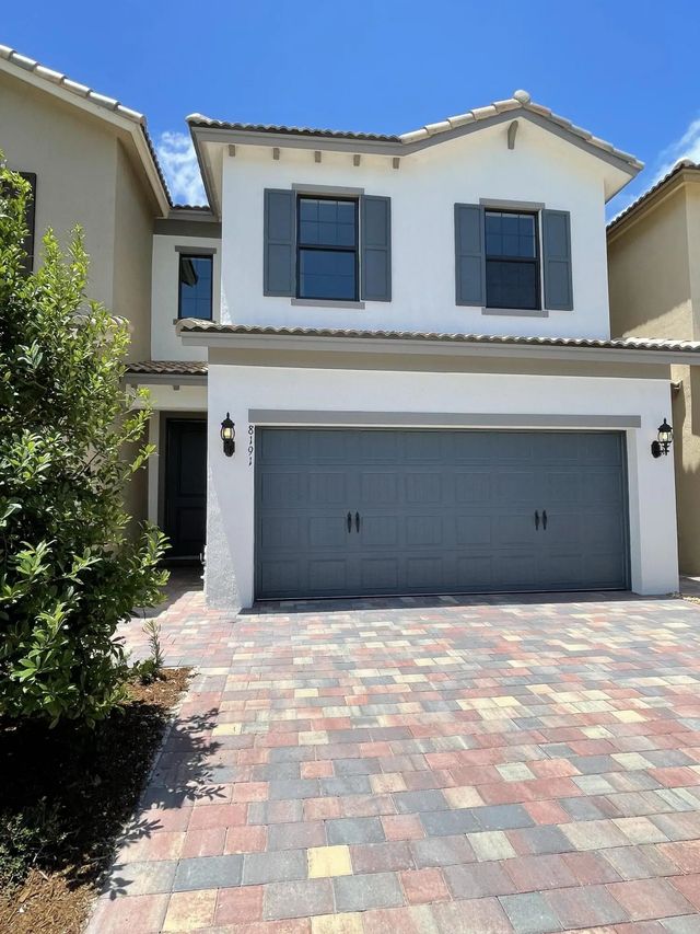 2 of 28 - 8191 Cinch Way, Lake Worth, FL