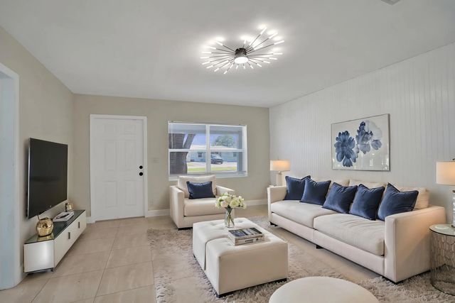 3 of 22 - 131 Ne 51st Street, Oakland Park, FL