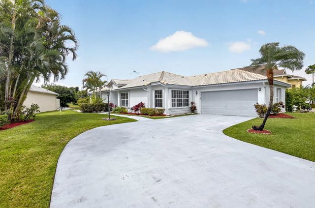 2 of 52 - 6413 Lansdowne Circle, Boynton Beach, FL