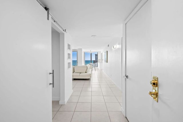4 of 26 - 1010 S Ocean Boulevard #1502, Pompano Beach, FL