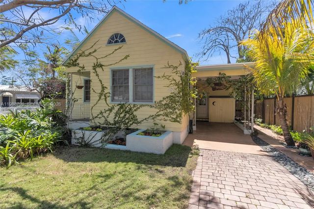 2 of 50 - 1500 Jackson Street, Hollywood, FL