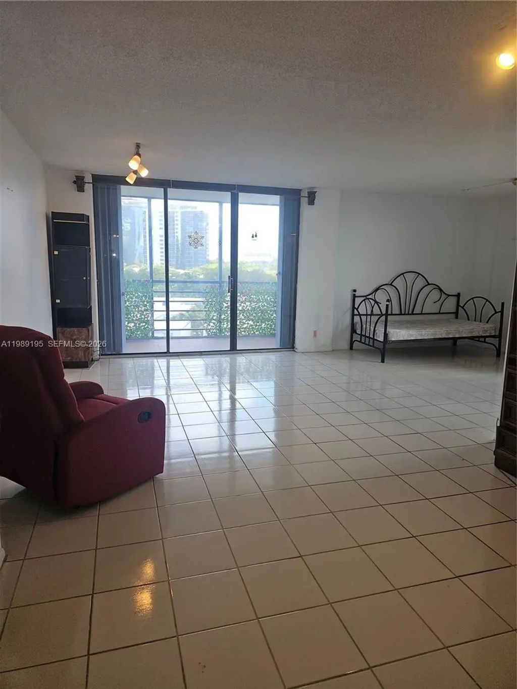 20400 W Country Club Drive #601, Aventura