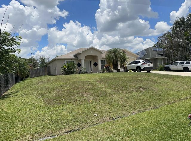1481 Sw Dow Lane, Port St. Lucie