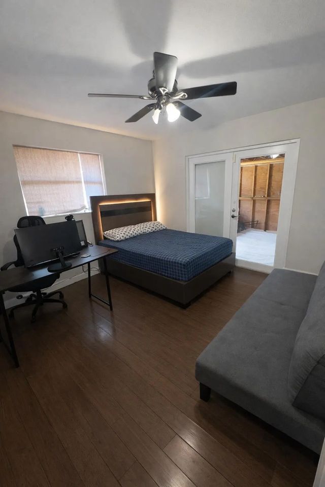 5 of 28 - 481 S 56th Ter Terrace S, West Palm Beach, FL