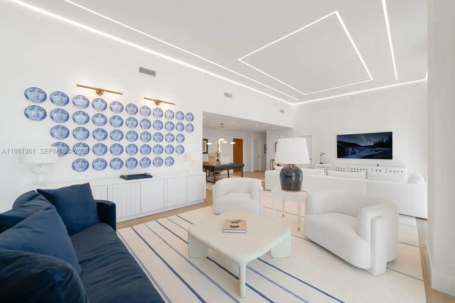 3 of 63 - 2678 Tigertail Avenue #802, Coconut Grove, FL