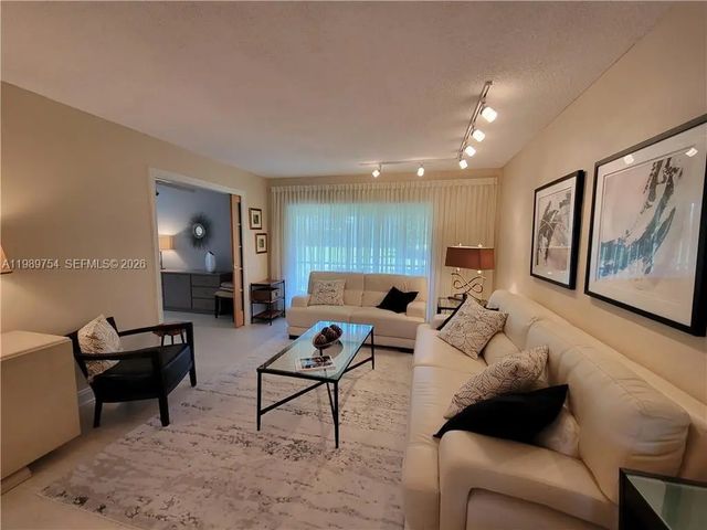 4 of 35 - 3774 Inverrary Boulevard #103p, Lauderhill, FL