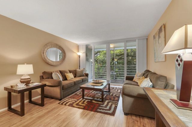 9440 Live Oak Place #402, Davie