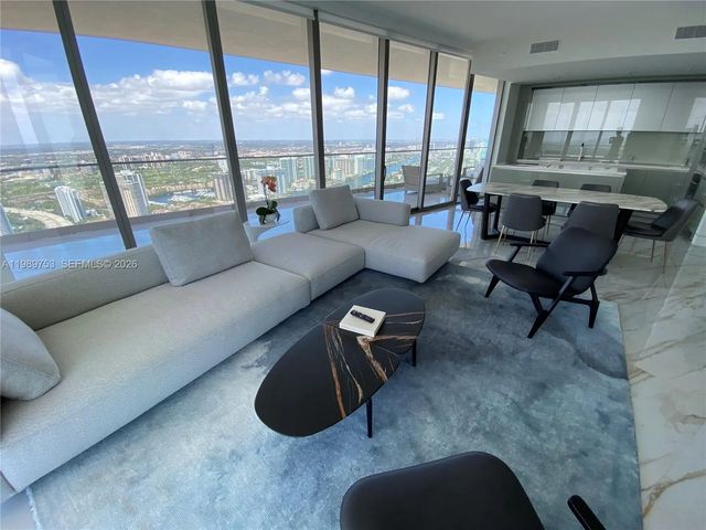 4 of 48 - 18975 Collins Avenue #5105, Sunny Isles Beach, FL
