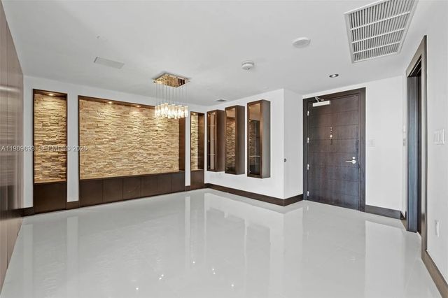 4 of 42 - 200 Biscayne Boulevard Way #3707, Miami, FL