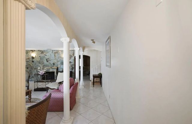5 of 48 - 4490 Nw 43rd Street, Lauderdale Lakes, FL