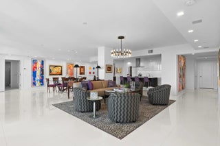 Photo of Listing #B26007081