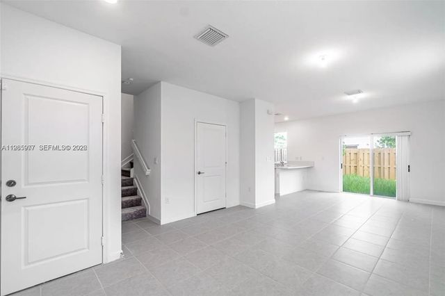 5 of 27 - 2685 Se 12th Street #2685, Homestead, FL