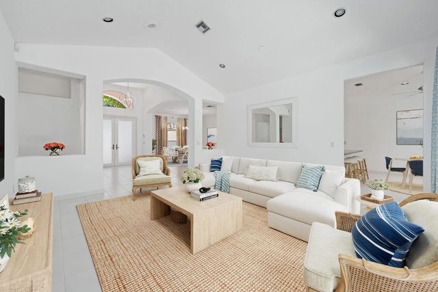 4 of 49 - 18504 Se Heritage Oaks Lane, Jupiter, FL