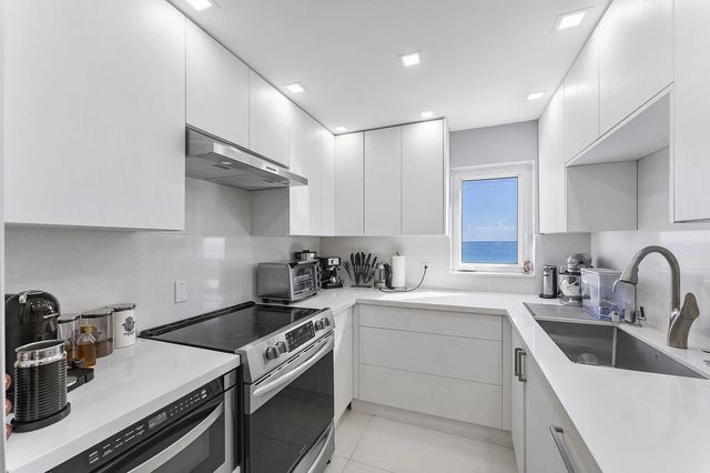 5 of 39 - 4505 S Ocean Boulevard #307, Highland Beach, FL