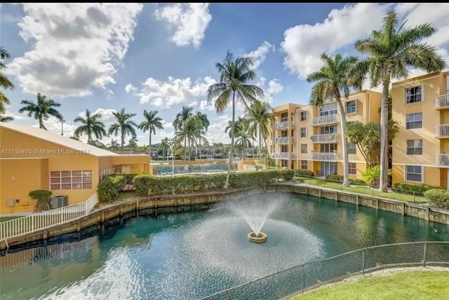 2 of 18 - 1350 Se 3rd Avenue #211, Dania Beach, FL