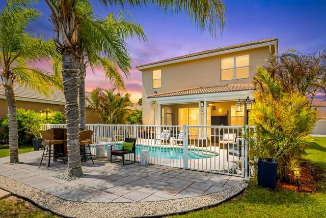4 of 64 - 707 Nw Leonardo Circle, Port St. Lucie, FL