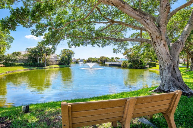 Photo of Listing #B26007393