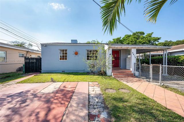 4 of 42 - 2610 Nw 33rd Street #2610-2612, Miami, FL