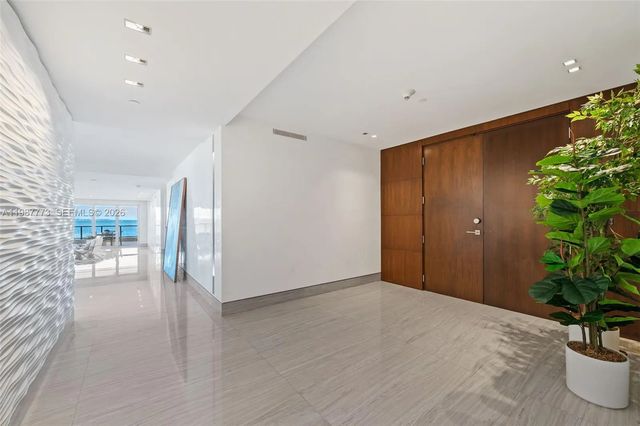 5 of 45 - 3535 Hiawatha Avenue #502, Miami, FL
