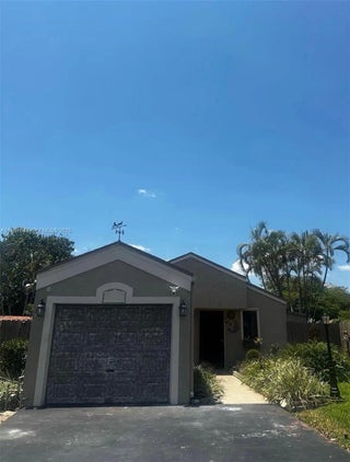 Photo of Listing #B26007203