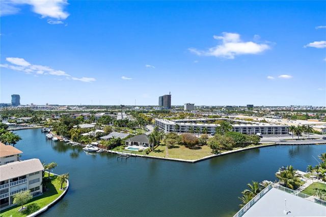 437 Golden Isles Drive #11j, Hallandale Beach