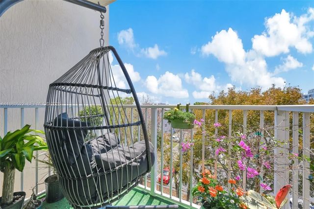 4 of 31 - 11060 Sw 196th Street #514, Cutler Bay, FL
