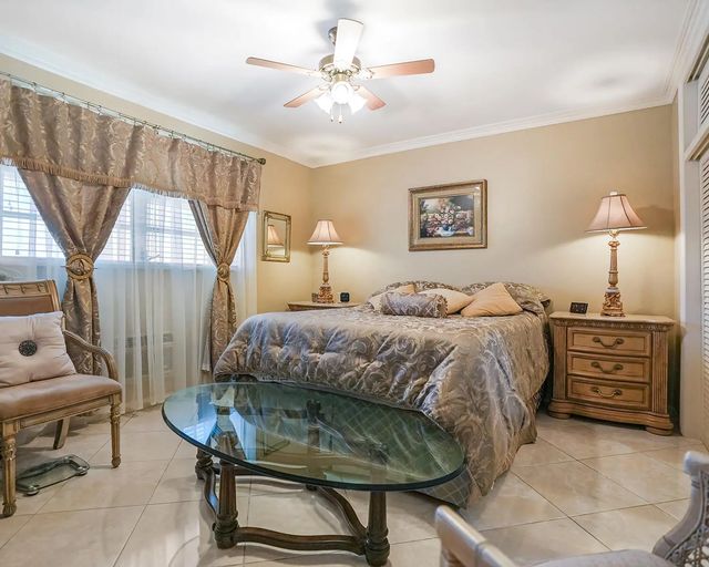 5 of 18 - 16801 Ne 13th Avenue #308, Miami, FL