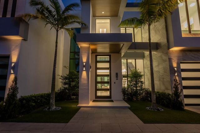 4 of 102 - 749 Bamboo Drive, Boca Raton, FL
