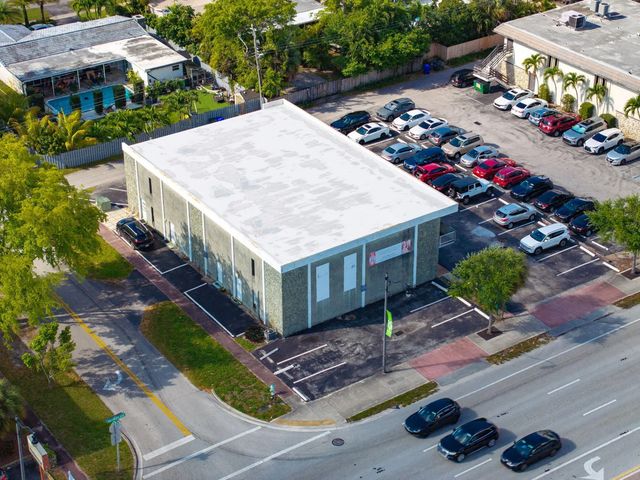 5 of 25 - 5000 Hollywood Boulevard, Hollywood, FL