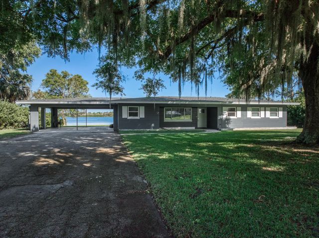 1622 W Dinner Lake Drive, Sebring