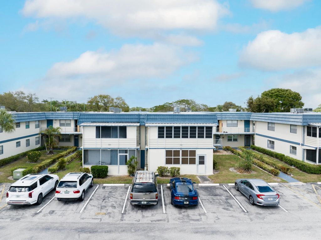 233 Brittany F #233, Delray Beach