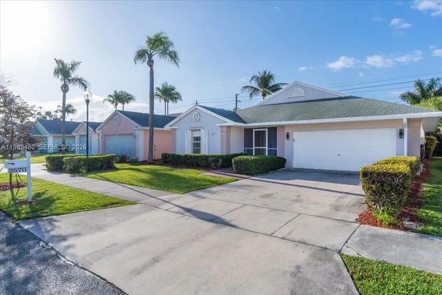 3 of 49 - 2570 Se 7th Place, Homestead, FL
