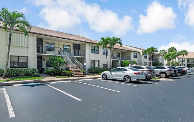 7915 Willow Spring Drive #1223, Lake Worth