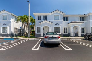 Photo of Listing #B26012353