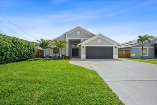 Photo of Listing #B26007403