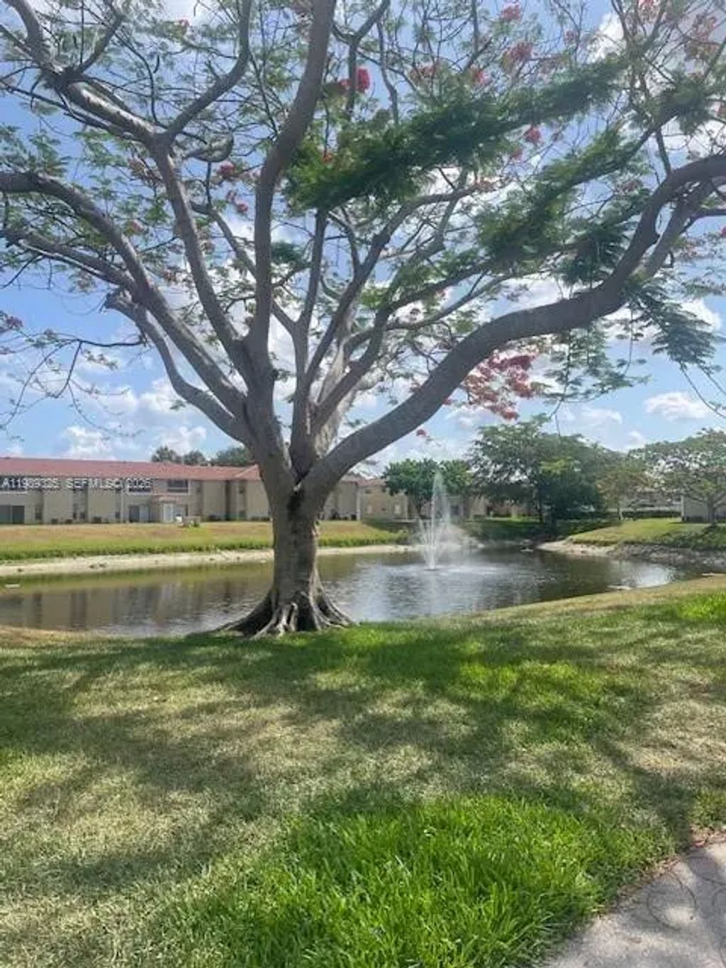 1030 Twin Lakes Drive #21-h, Coral Springs